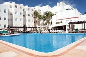 Oaks Metropole Hotel