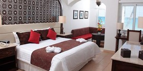 Oaks Metropole Hotel