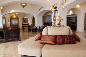 Oaks Metropole Hotel