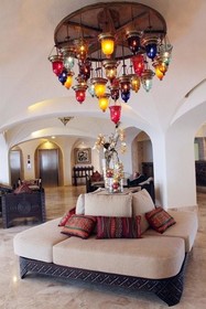 Oaks Metropole Hotel