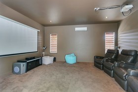 Laguna Retreat