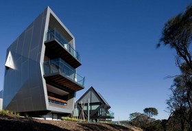 Mona Pavilions