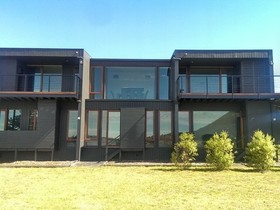 Amazing Unique Five-Star Waterfront Retreat