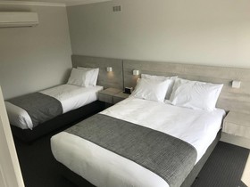 Seabrook Hotel