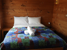 Somerset Beachside Cabin and Caravan Park