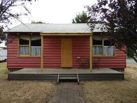 Somerset Beachside Cabin and Caravan Park