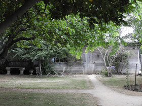 Somerset Beachside Cabin and Caravan Park