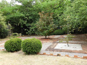 Somerset Beachside Cabin and Caravan Park