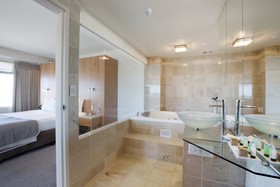 Gateway Hotel by Nightcap Plus
