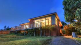 The Beach House Essentially Tas Dover