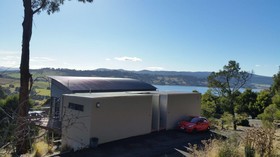 Armalong Winery Chalets