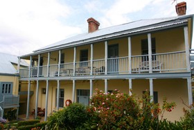 Lodge on Elizabeth