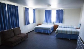 The Waratah Hotel