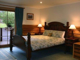Cradle Forest Inn