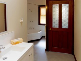Tranquilles Luxury Spa Bed & Breakfast