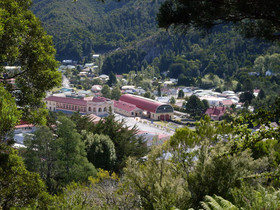 The Empire Hotel