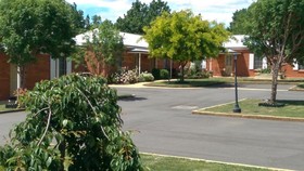Ross Motel