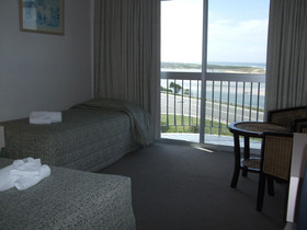 Scamander Beach Hotel Motel