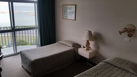 Scamander Beach Hotel Motel