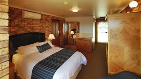 Stanley Village Waterfront Accommodation