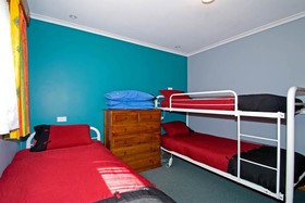 Homelea Accommodation Spa Cottage And Apartments