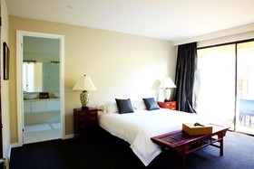 Dragonfly Lodge