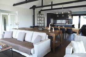 Hamptons on the Bay