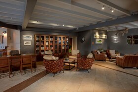 Manchebo Beach Resort & Spa