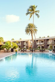 Manchebo Beach Resort & Spa