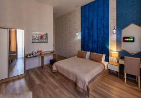 Baku Palace Hotel & Hostel