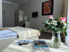 Khaghani Center Hotel