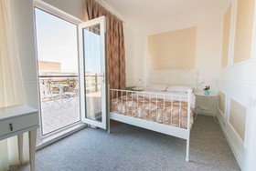 Two Seasons Boutique Hotel