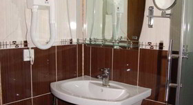 Xudaferin Hotel