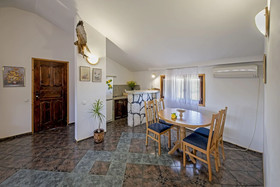 Hunters House