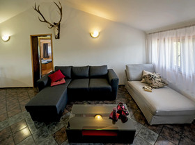 Hunters House