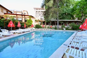 Estreya Residence