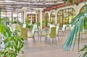 Estreya Residence