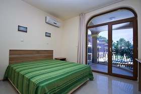 Garden Beach Hotel
