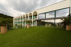 Park Hotel RAYA Garden