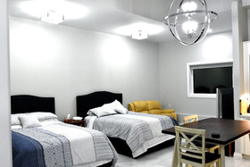 Aurora Deluxe Vacation Guest House