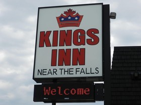 Kings Inn Near the Falls