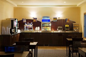 Holiday Inn Express & Suites Regina - South