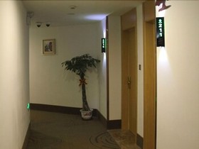 GreenTree Inn Shanghai Minhang District Beiqiao Subway Station Express Hotel