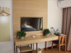 GreenTree Inn Shanghai Minhang District Beiqiao Subway Station Express Hotel