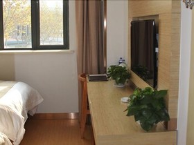 GreenTree Inn Shanghai Minhang District Beiqiao Subway Station Express Hotel