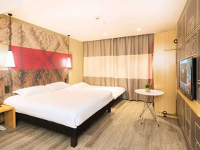 Ibis Shanghai New Hongqiao Hotel