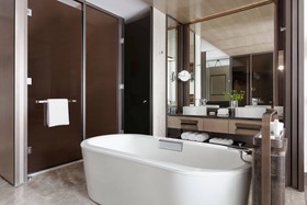 JW Marriott Marquis Hotel Shanghai Pudong