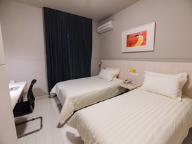 Shanghai Goldmet Inn
