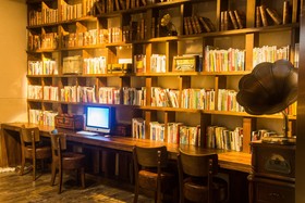James Joyce Coffetel (Tianhe Bei)
