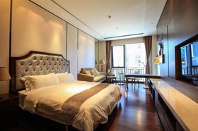 Lunkai International Hotel